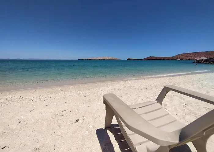 Club Cantamar Beach Hotel & Marina
